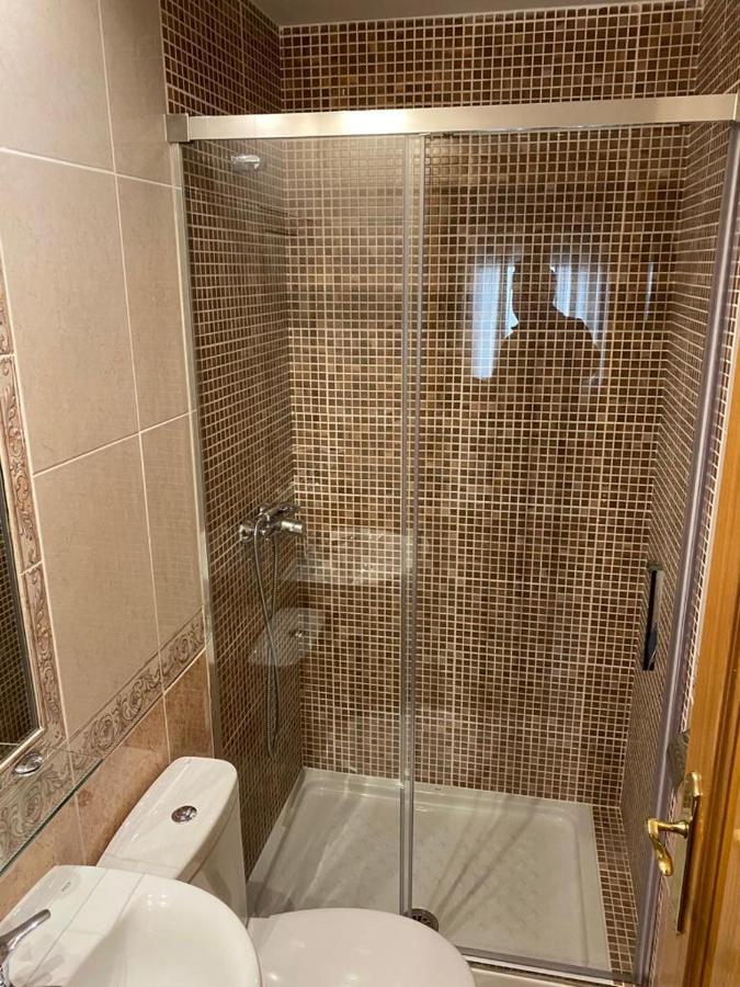 Hostal Guerra Madrid Exteriör bild