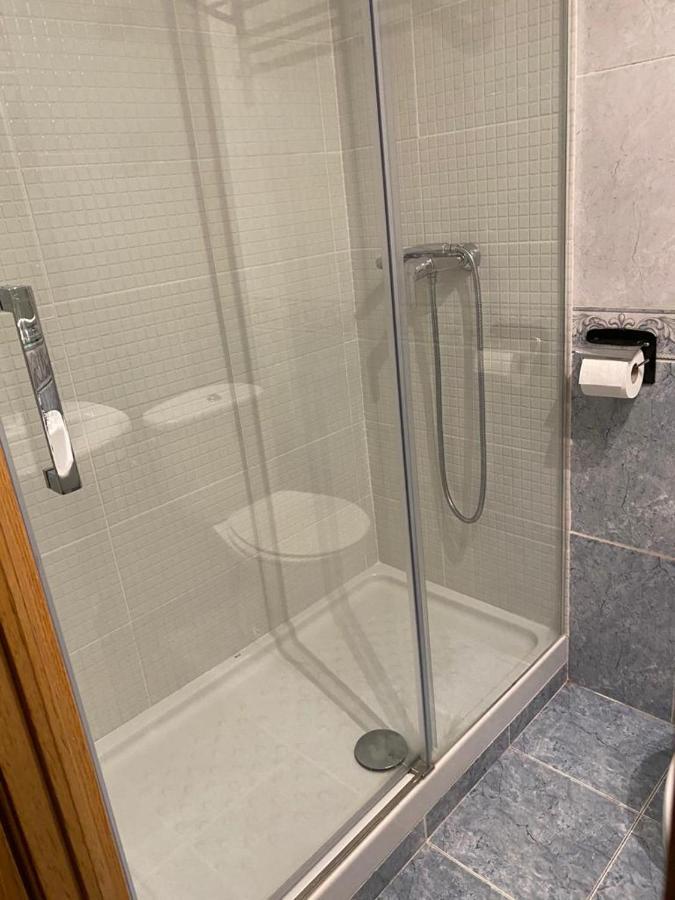 Hostal Guerra Madrid Exteriör bild