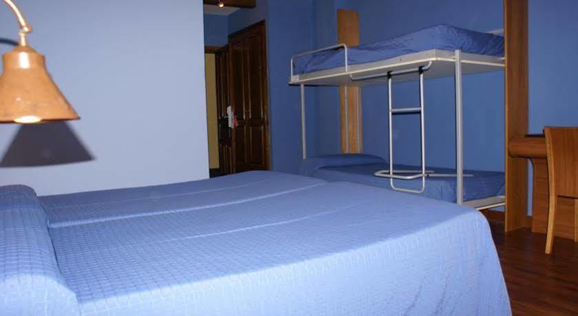 Hostal Guerra Madrid Exteriör bild